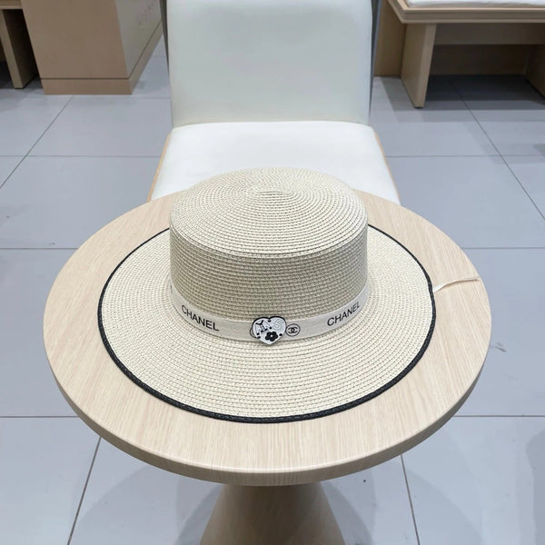 CAPPELLO PIATTO IN PAGLIA AVORIO 672723