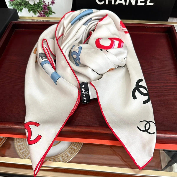 CHANEL 25S SCIARPA 90 IN SETA 733858
