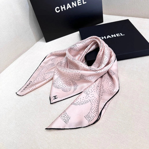 CHANEL 25S SCARF 90 IN SILK 730644