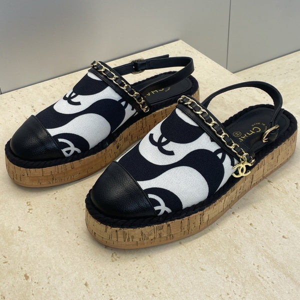 CC 26 Slingback Espadrilles Black Sheepskin Canvas 607462