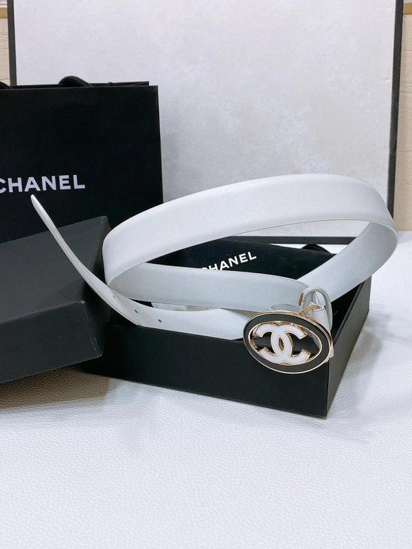 CC 30MM BELT IN WHITE SMOOTH CALFSKIN WHITE MIX BLACK METAL HARDWARE