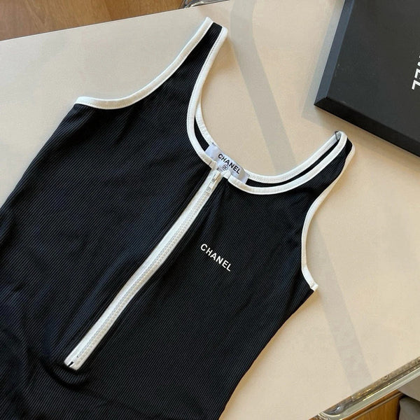 CC BIKINI SWIMSUIT SET IN BLACK AND WHITE TRIM 625973