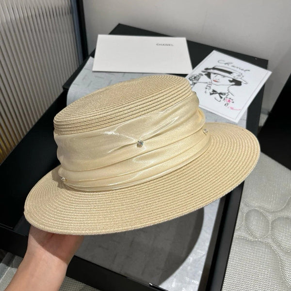 CAPPELLO DI PAGLIA MM IN BEIGE CHIARO CON STRASS DECORATO