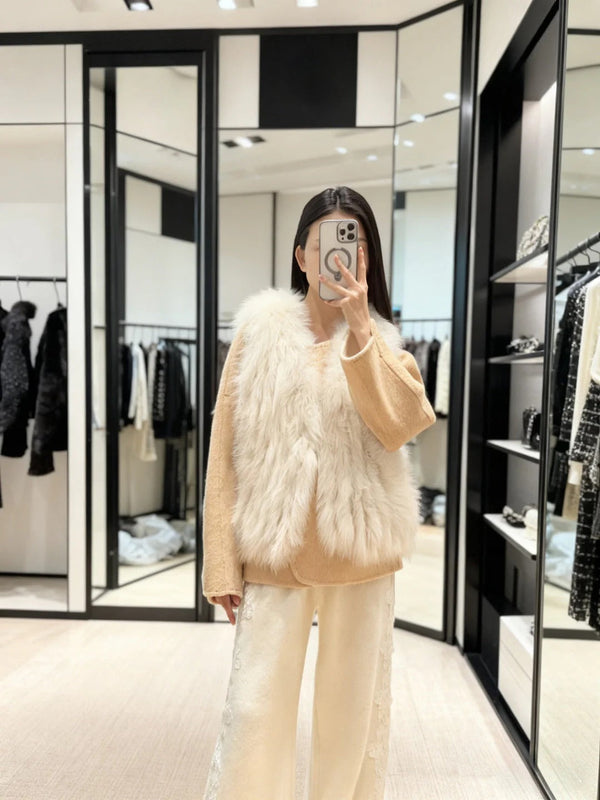 BLOUSON RÉVERSIBLE EN FOURRURE DE RENARD CHANEL 25S 591