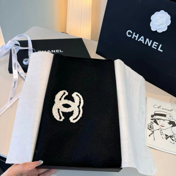 CHANEL FOULARD 25S 180 CM EN CACHEMIRE 944019