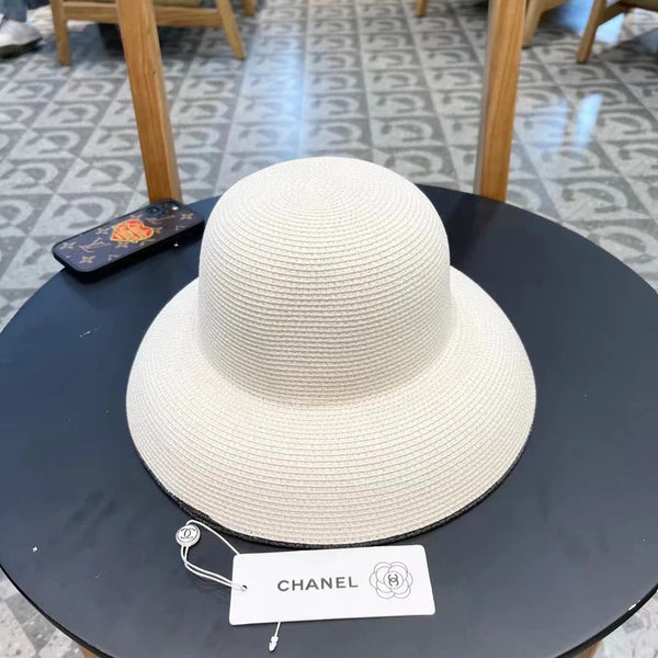 STRAW CLOCHE HAT WHITE 672755