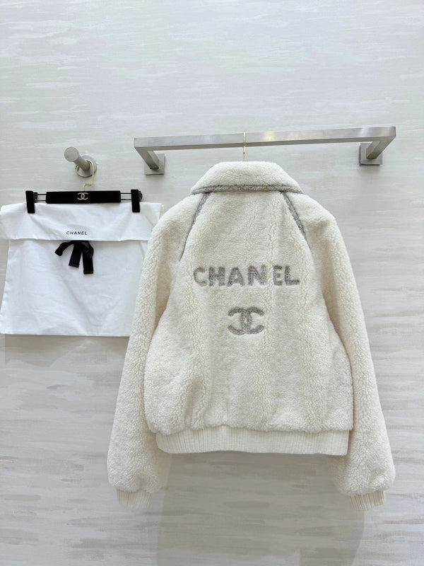VESTE COL MOUTON CHANEL 25S 473