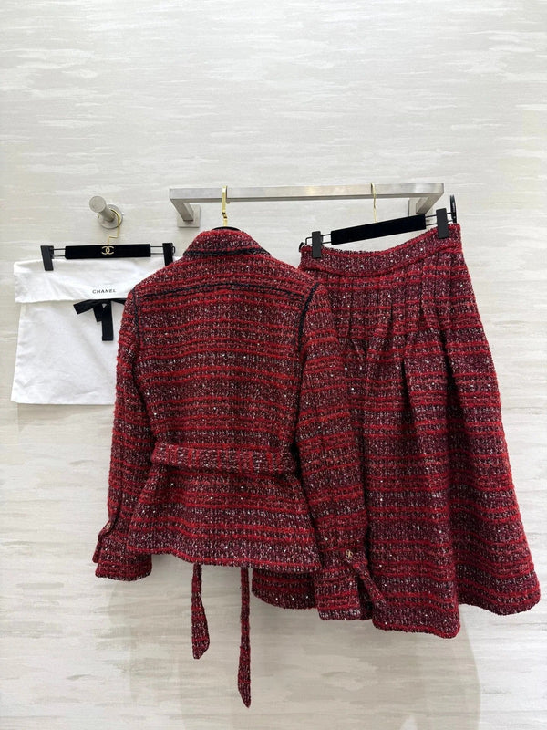 ENSEMBLE TAILLEUR TWEED CHANEL 25S 633