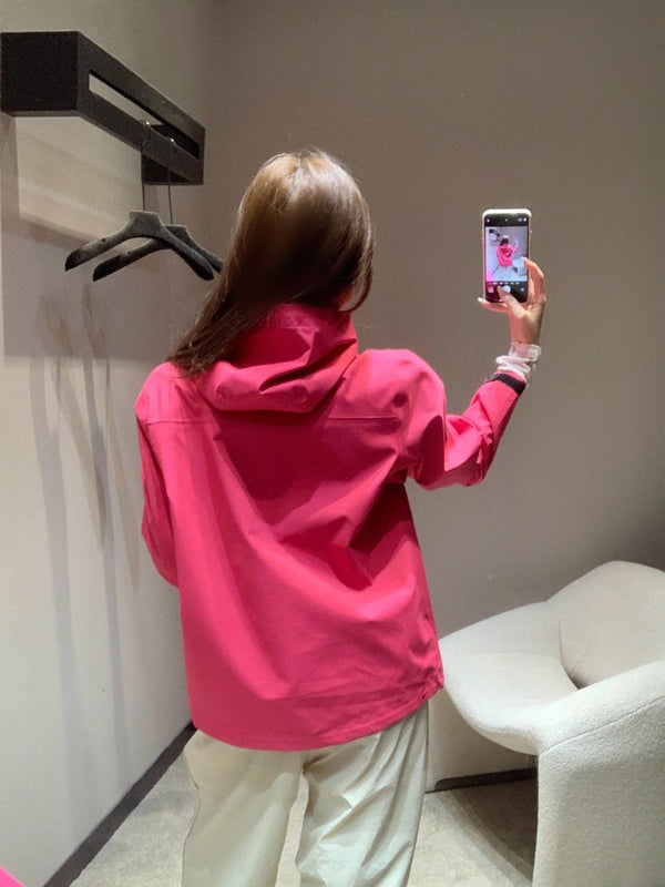 CHANEL 25S VESTE DE SPORT À CAPUCHE 447
