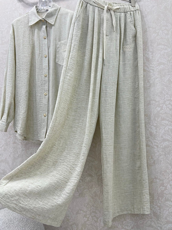 ENSEMBLE CHEMISE ET PANTALON LARGE CHANEL STYLE 33