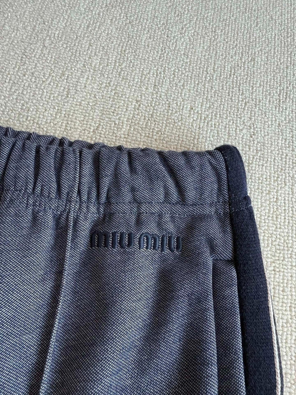 MIUMIU SPORTS PANTS STYLE 590