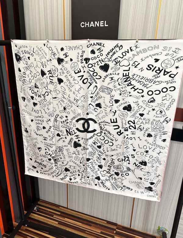 CHANEL 25S SCARF 90 IN SILK 738421