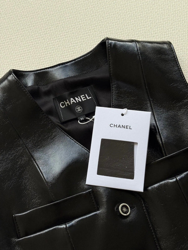GILET EN CUIR CHANEL STYLE 18