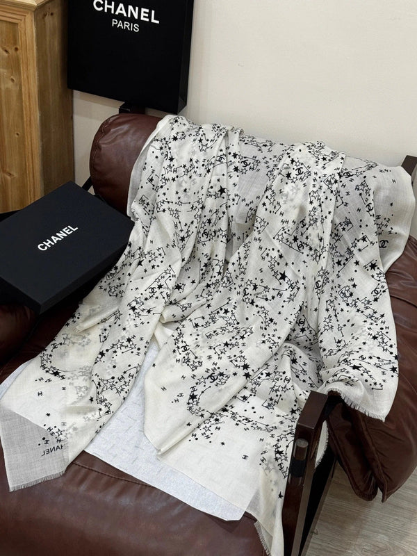 CHANEL 25S SCARF 200 IN CASHMERE 728987