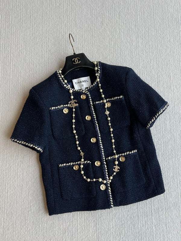 VESTE CHANEL EN LAINE À MANCHES COURTES STYLE 29