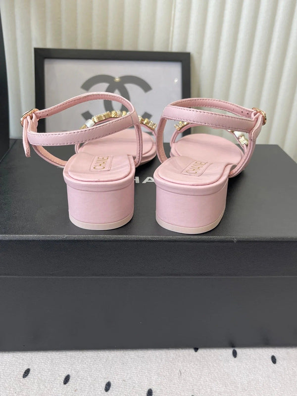 CC 26s Sandals 35 Light Pink Sheepskin Pearls 650101