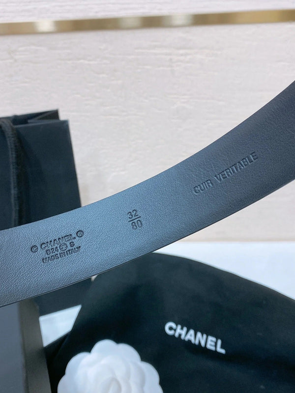 CC BELT 30MM IN GOLD SMOOTH CALFSKIN GOLD MIX WHITE HARDWARE