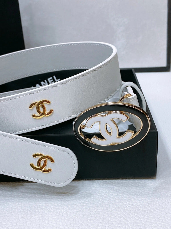CC 30MM BELT IN WHITE SMOOTH CALFSKIN WHITE MIX BLACK METAL LOGO GOLD HARDWARE