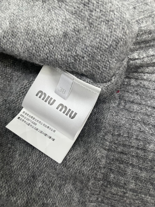 MIUMIU CARDIGAN STYLE 426