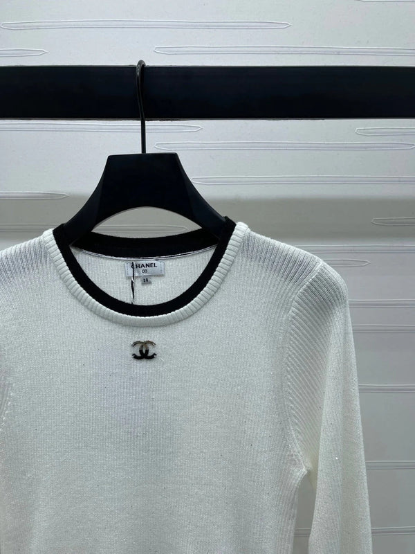 CHANEL PULL 25S STYLE 208