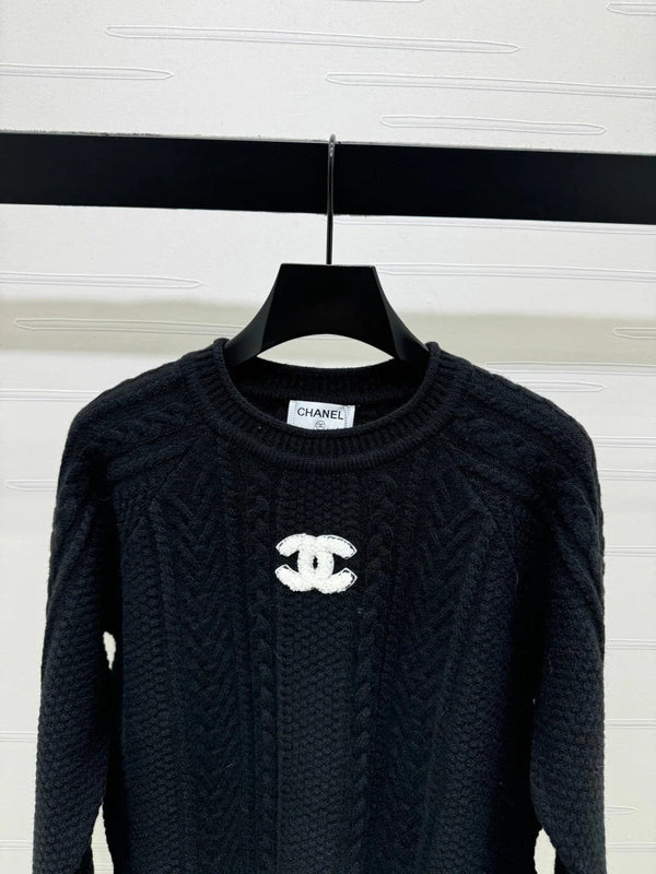 PULL EN MAILLE CHANEL 25S 468