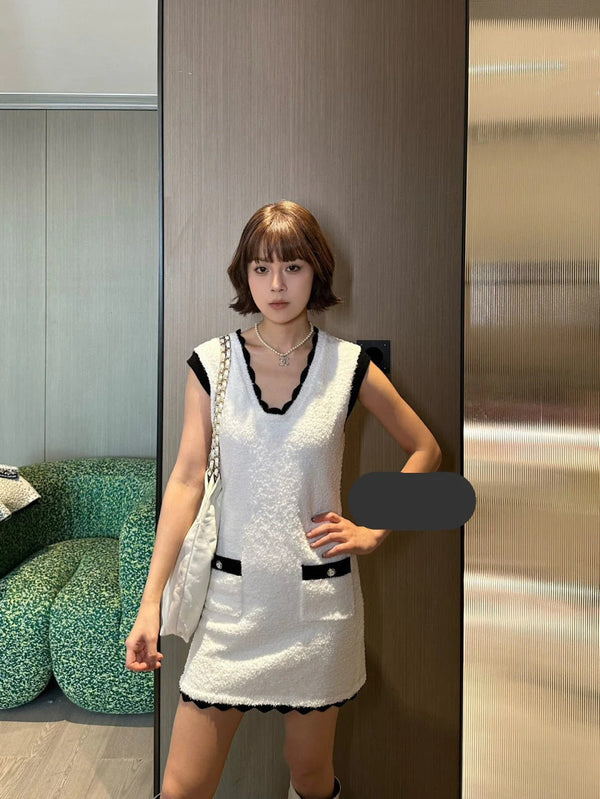 CHANEL ROBE GILET 25S 577