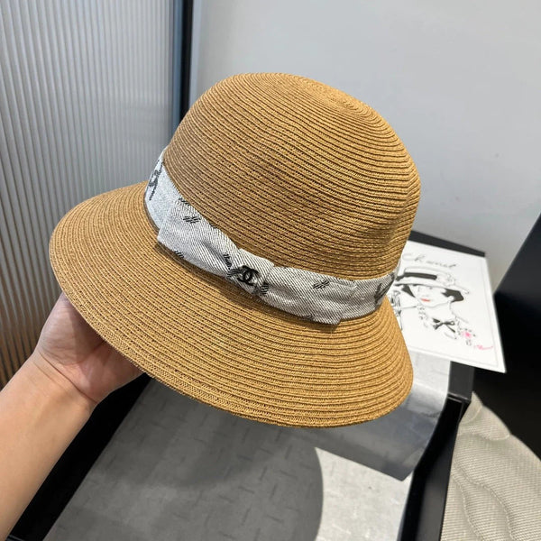 STRAW BUCKET HAT IN BROWN WITH RIBBON BOW 673978