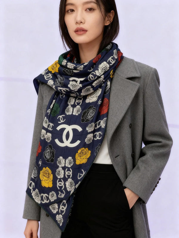 ÉCHARPE CHANEL 25S 140 CM EN CACHEMIRE ET SOIE 943338