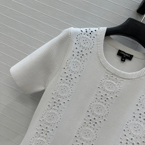 HAUT EN MAILLE CHANEL STYLE 64