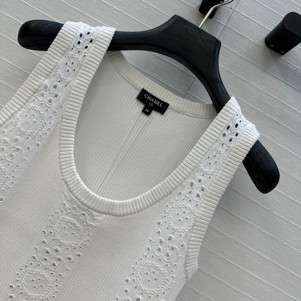 HAUT SANS MANCHES CHANEL STYLE 62