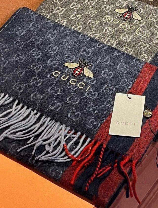 CHANEL 25S SCARF 190 IN CASHMERE 718528