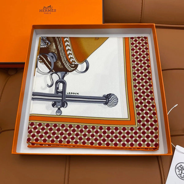 HERMES 25S SCARF 90 IN SILK 709679