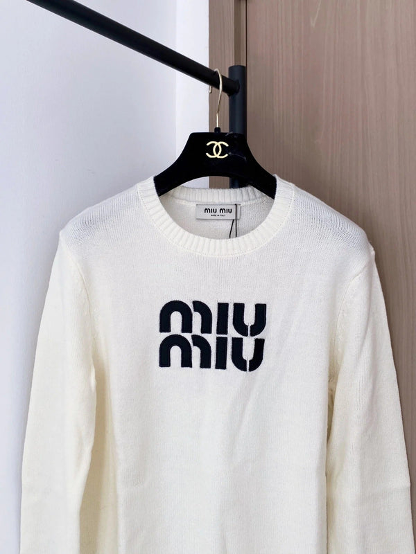 PULL MIUMIU STYLE 704