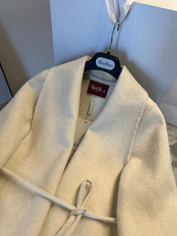 MANTEAU EN CACHEMIRE MAX MARA 25S AVEC BORDURE EN FOURRURE DE RENARD 204