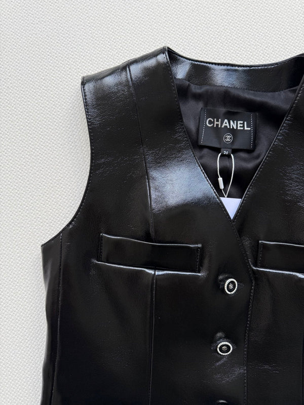 GILET EN CUIR CHANEL STYLE 18