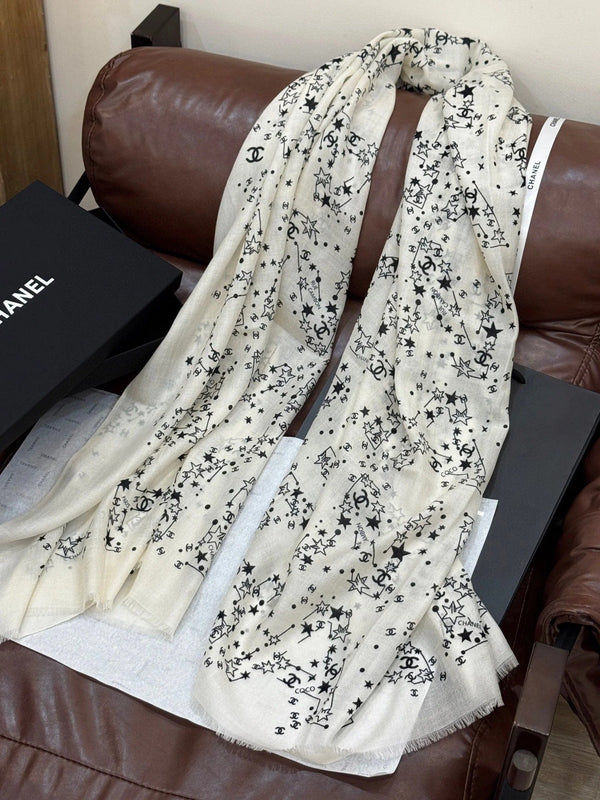 CHANEL 25S SCARF 200 IN CASHMERE 728987