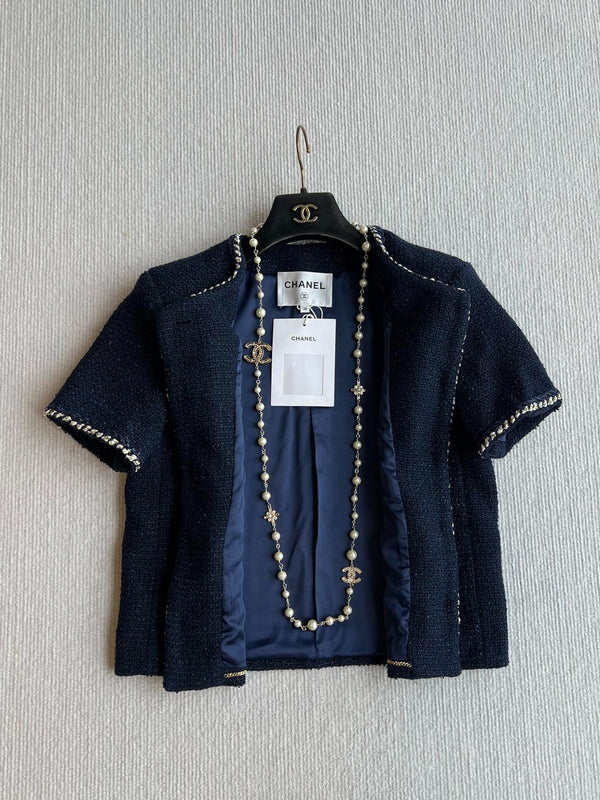 VESTE CHANEL EN LAINE À MANCHES COURTES STYLE 29