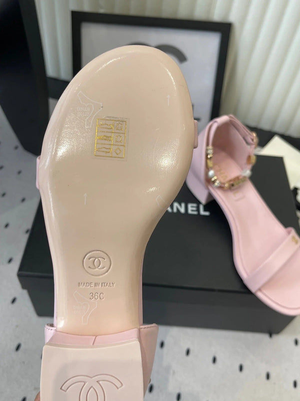 CC 26s Sandales 35 Cuir de mouton Rose clair 650104