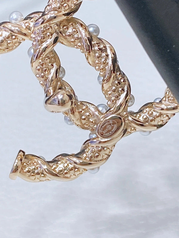 CC BELT 20MM IN SALMON PINK CALFSKIN GOLD HARDWARE ATTACH PEARLS