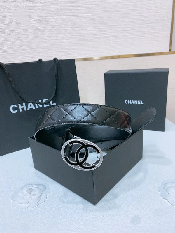 DOUBLE C BELT 38MM IN BLACK QUILTED LAMBSKIN SILVER OVAL BUCKLE CENTERED BLACK LOGO