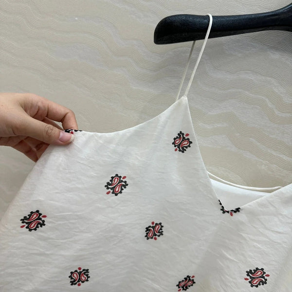 MIUMIU TOP PICCOLO CON SCOLLO A V 261446