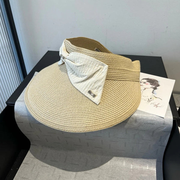 MM OPEN-TOP STRAW HAT IN LIGHT BEIGE WITH LARGE BOW