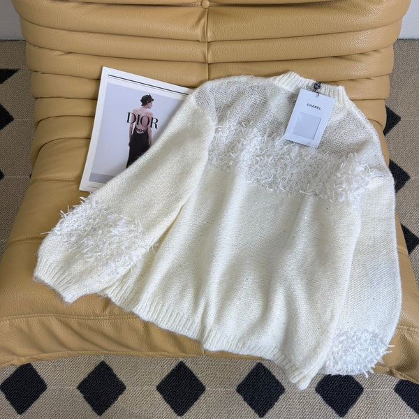 Pull CC 26 en maille de laine grise et blanche 240318