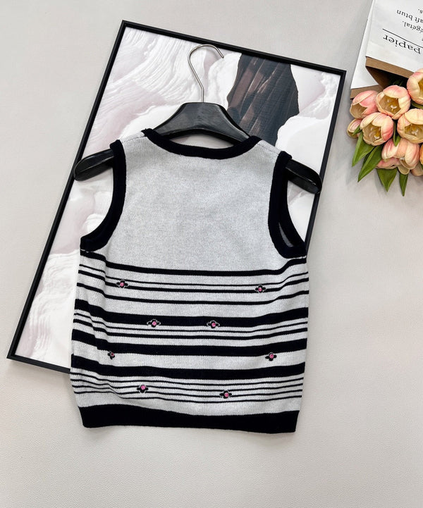 Chanel 2026 Gilet en maille rayée noir blanc laine nylon