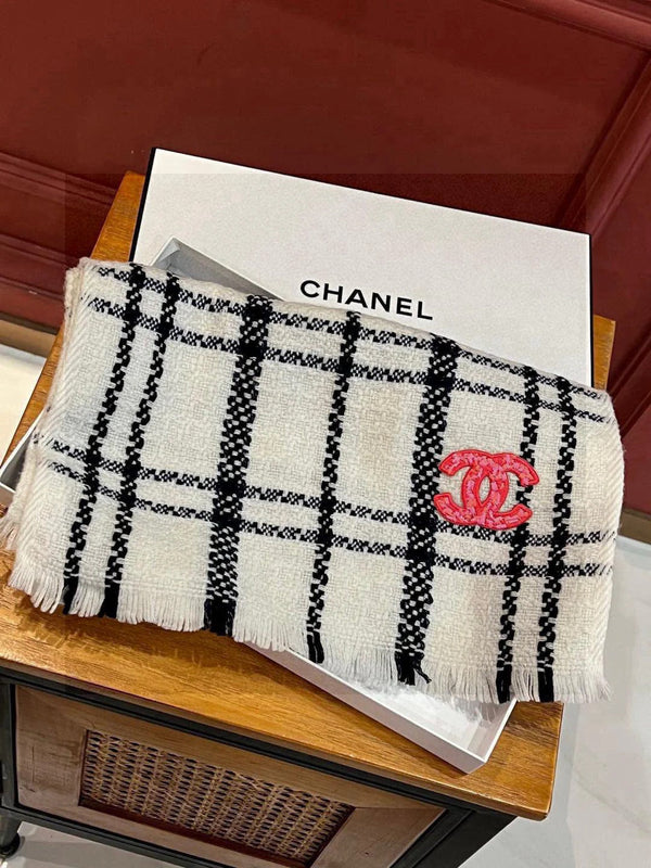 CHANEL 25S SCARF 190 IN CASHMERE 718525