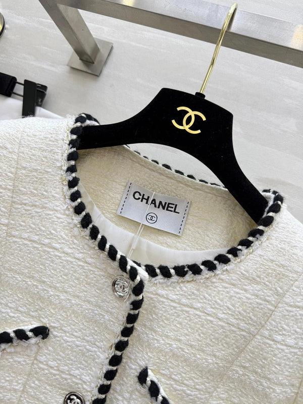 CHANEL 25S VESTE STYLE 242