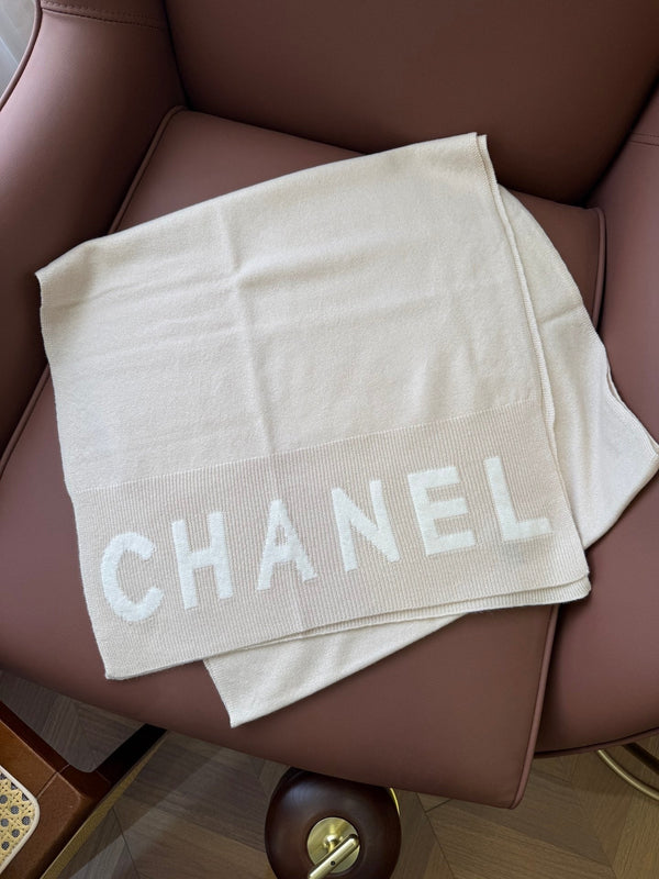 CHANEL 25S SCARF 170 CM IN CASHMERE 943079