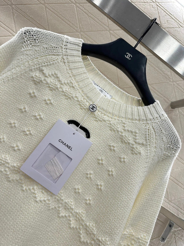 CHANEL 25S EMBROIDERED CROCHET SWEATER 349
