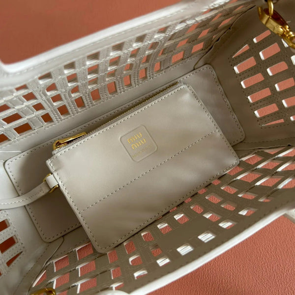 WOVEN HOLLOW BAG 24 IN WHITE CALFSKIN