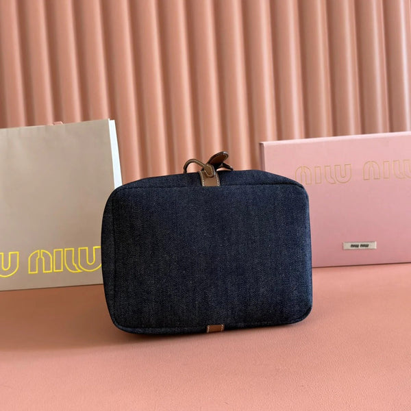 BUCKET BAG 29 DENIM BLUE AND BRANDY IN CANVAS